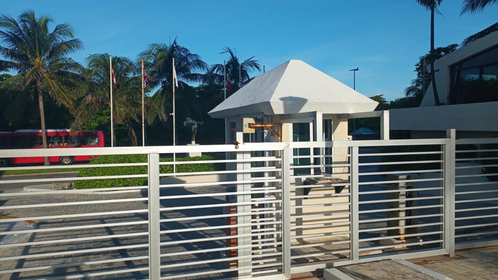 Brisas Beach & Ocean Front Vacation Apartments Cancun Zona Hotelera Luaran gambar